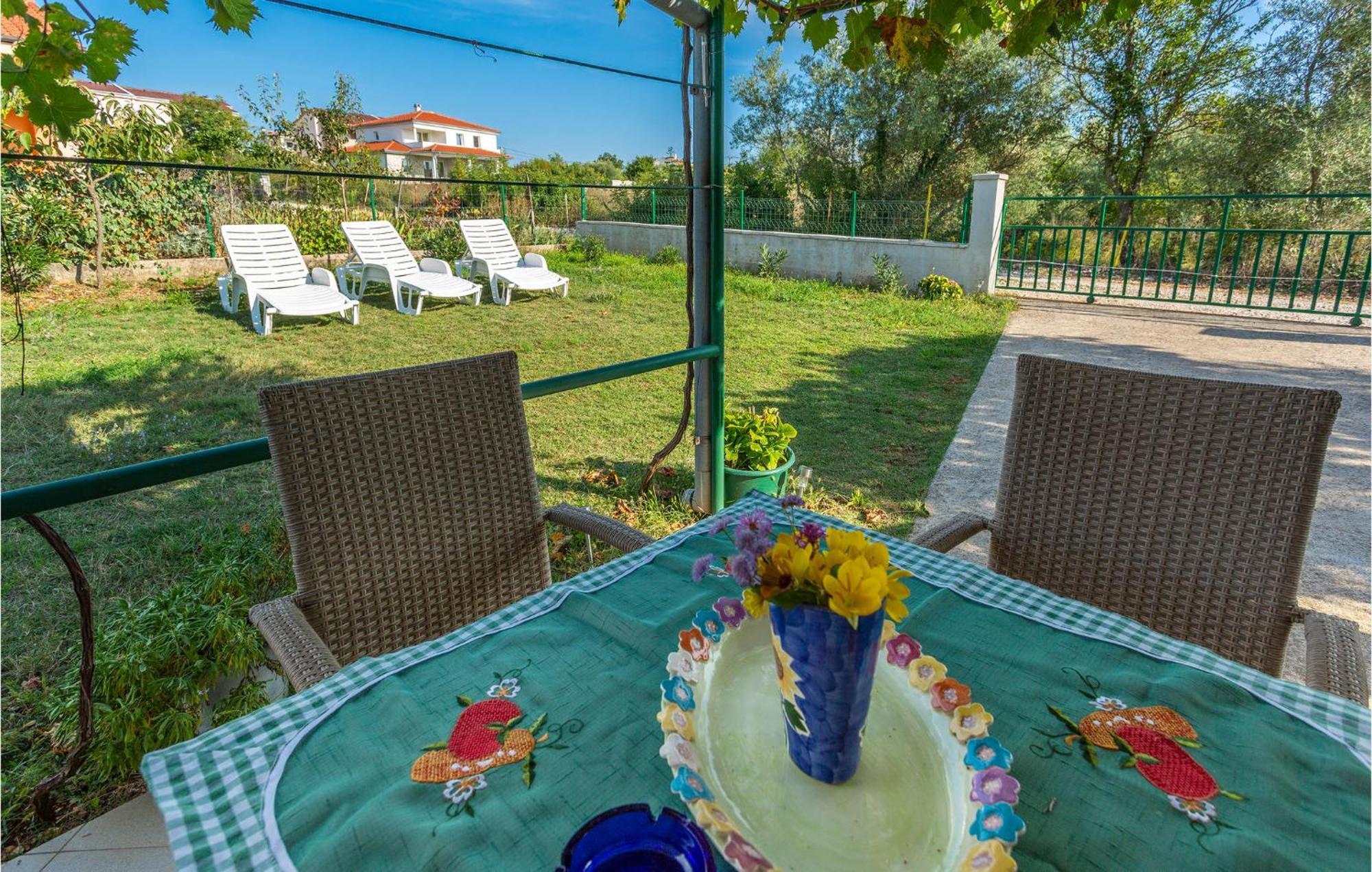 1 Bedroom Beautiful Apartment In Linardići المظهر الخارجي الصورة