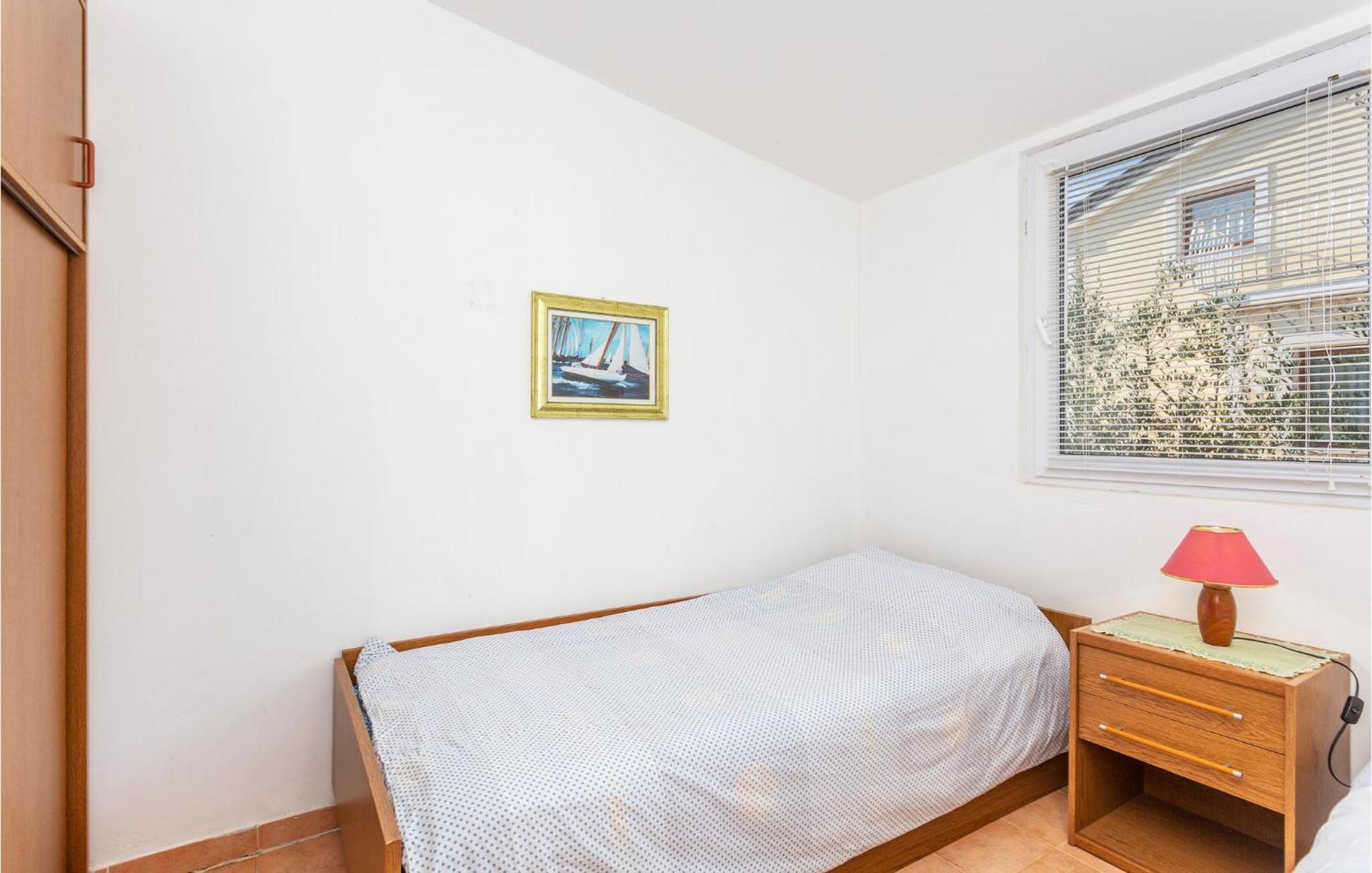 1 Bedroom Beautiful Apartment In Linardići المظهر الخارجي الصورة